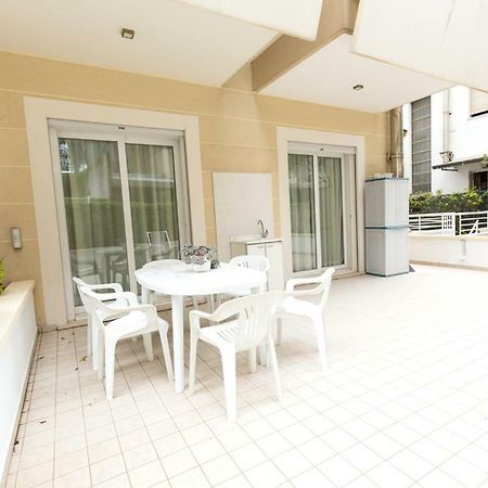 Aparthotel England Riccione Eksteriør bilde