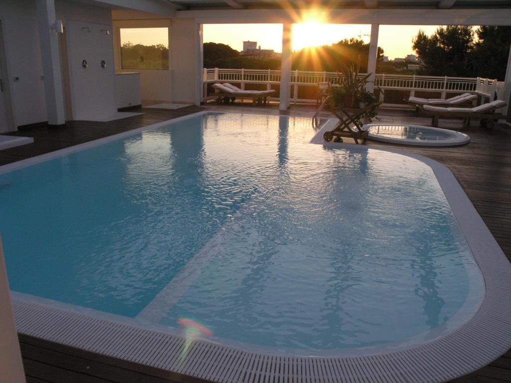 Aparthotel England Riccione Eksteriør bilde
